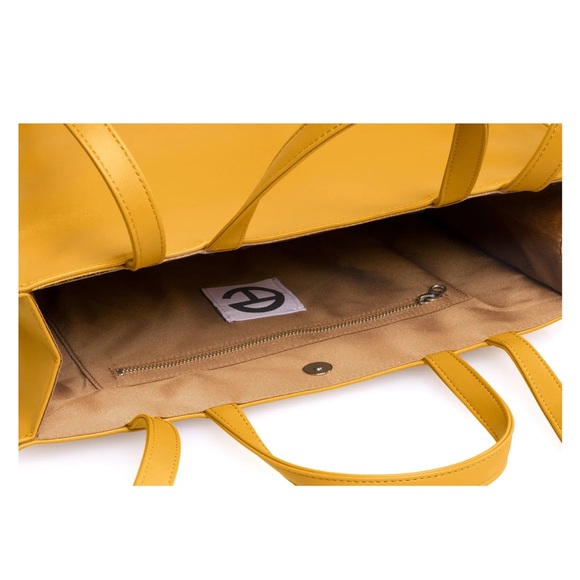 Telfar Medium shopping bag. Mustard - Picture 9 of 9